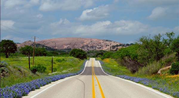 Try Out This Mini Texas Roadtrip Where You Can View Spring From Your Car