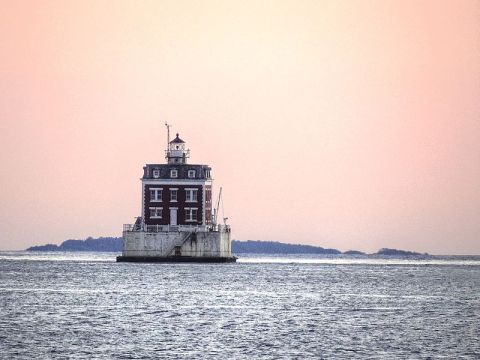 The Spooky Legend Surrounding Connecticut's New London Ledge Lighthouse Is Totally Freaky