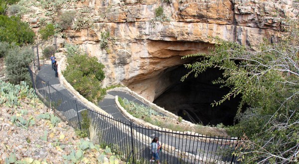 Explore Carlsbad Caverns National Park Like Never Before On This Virtual Tour