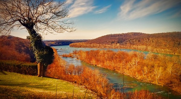 9 Staggeringly Beautiful Places In West Virginia That Will Always Be Waiting For You