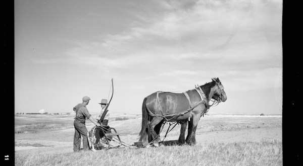 Rare Vintage Footage From The 1930s Shows You How The Depression Affected South Dakota