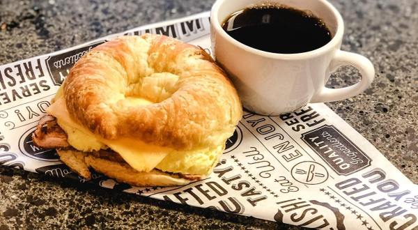 Small Town Coffee Roasters In Alaska Is Offering The Tastiest Comfort Food You Need Right Now