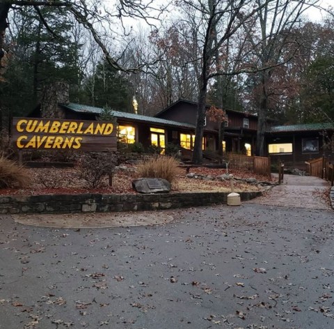 Take A Virtual Tour Through A Maze Of Underground Tunnels In The Cumberland Caverns Of Tennessee
