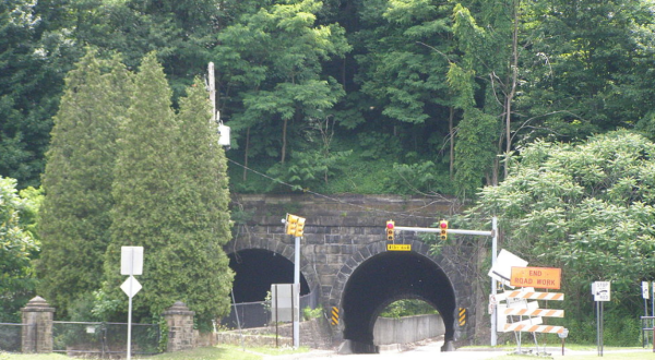 Horseshoe Curve Is A Haunted Tunnel In Pennsylvania That Has A Dark History
