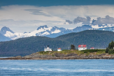 The Iconic Point Retreat Lighthouse In Alaska Turns 116 Years Old This Year