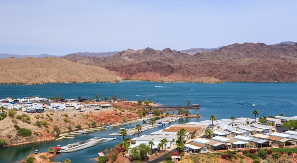 Lake Mead Is An Otherworldly Destination On The Arizona Border