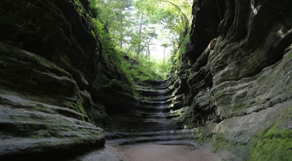 8 Staggeringly Beautiful Places In Illinois That Will Always Be Waiting For You
