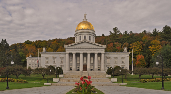 A New Vermont Law Will Pay People Up To $7,500 Dollars To Move To Our Great State
