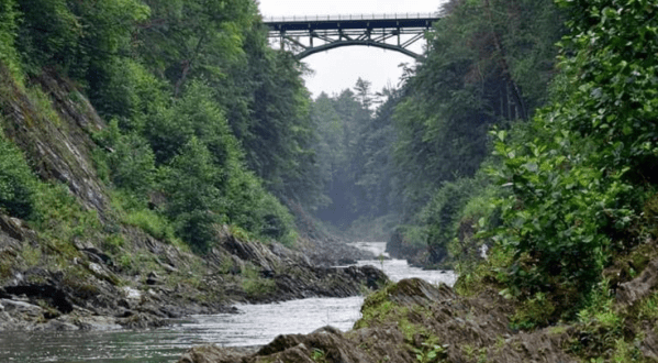 The Tallest, Most Impressive Bridge In Vermont Can Be Found In The Town Of Hartford