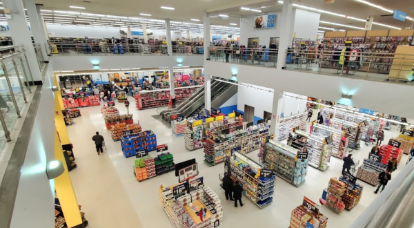 There’s A Two-Story Walmart In New York That’ll Take Your Grocery Shopping To The Next Level
