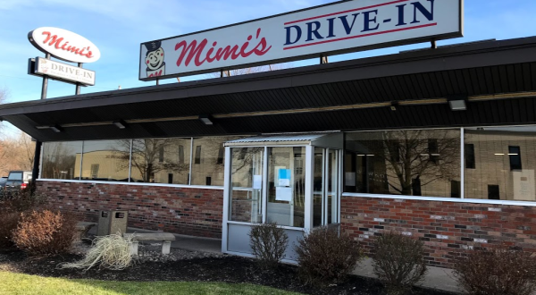 The Delicious Dinner Box From Mimi’s Drive-In In New York That You’ll Want To Get Your Hands On