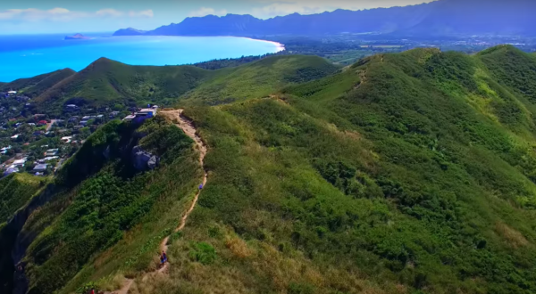 A Drone Flew High Above The Hawaiian Island Of Oahu And Caught The Most Incredible Footage