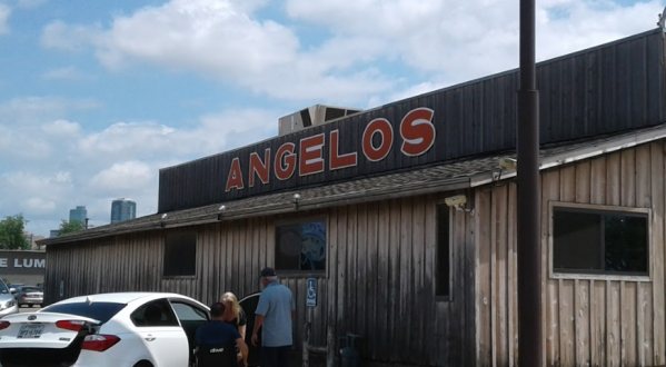 The Plates Are Piled High With Brisket And Pork Ribs At The Delicious Angelo’s Bar-B-Que In Texas