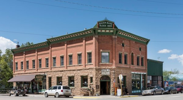 Named The Most Beautiful Small Town In Colorado, Take A Closer Look At Mancos