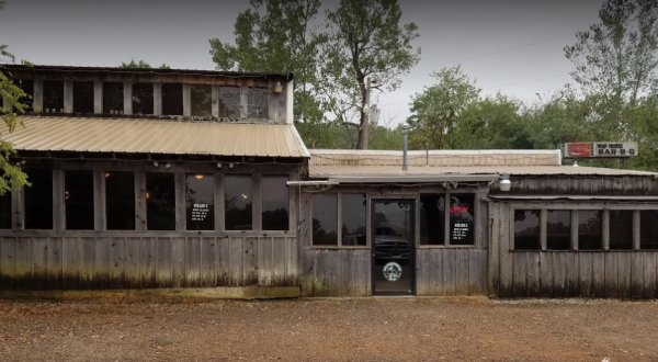 The Perfect Place To Pig Out Is At Wild Horse Mountain Bar-B-Que In Oklahoma