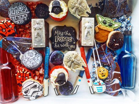 Sweet Dee’s Bakeshop In Arizona Is Offering Star Wars-Themed Treats For May The Fourth