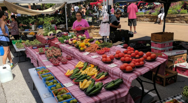 Fayetteville’s Socially Distant, Digital Farmers Market Ensures Arkansans Can Still Have Their Local Spoils