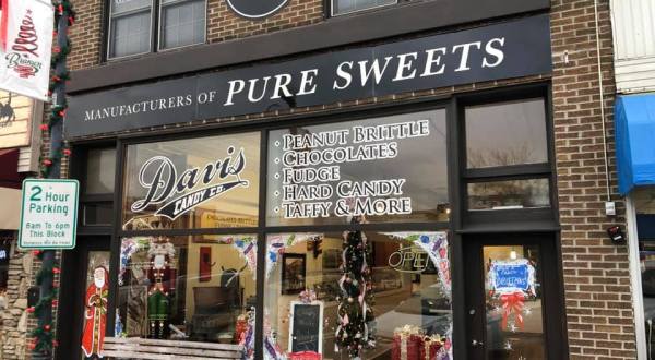 Davis Pure Sweets Makes Some Of The Best Homemade Brittle In Missouri