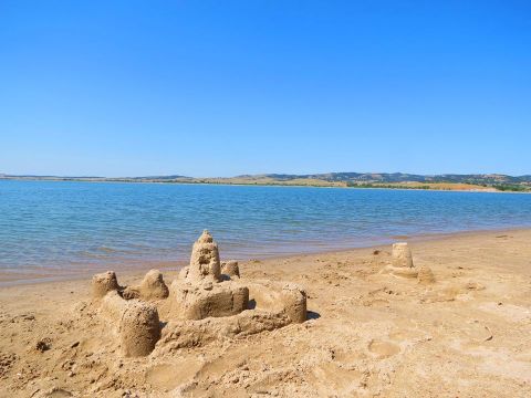 6 Pristine Hidden Beaches Throughout South Dakota You've Got To Visit This Summer