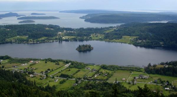 Visit Lake Campbell, One Of Washington’s Most Underrated Lakes And A Great Summer Destination