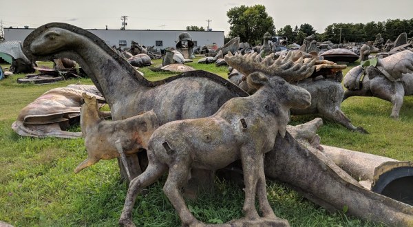 Hiding In Rural Wisconsin, FAST Fiberglass Mold Graveyard Is As Weirdly Wonderful As You’d Expect     