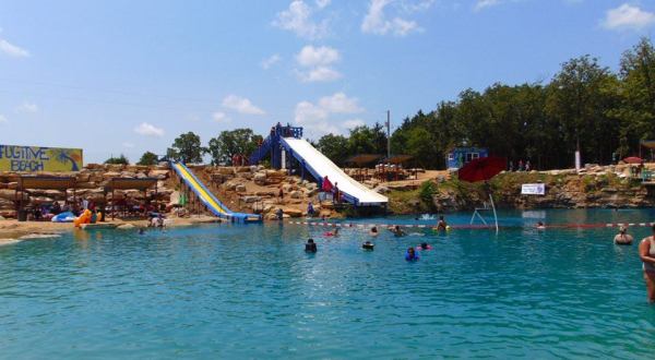 The Swimming Hole At The Fugitive Beach In Missouri Will Take You Back To The Good Ole Days