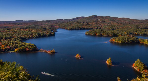 Here’s The Ultimate Bucket List For Mainers Who Are Obsessed With Nature