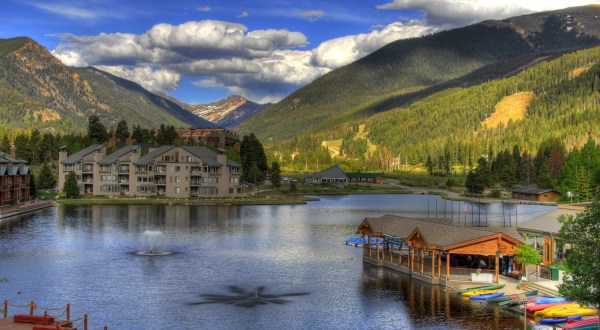 The Water Is A Brilliant Blue At Keystone Lake, A Refreshing Roadside Stop In Colorado