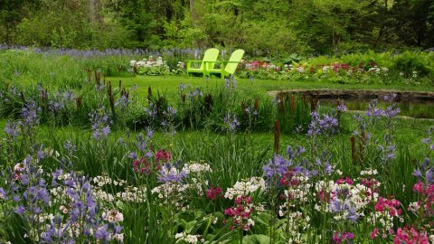 Take A Summer Stroll Through The Stunning Chanticleer Garden In Pennsylvania