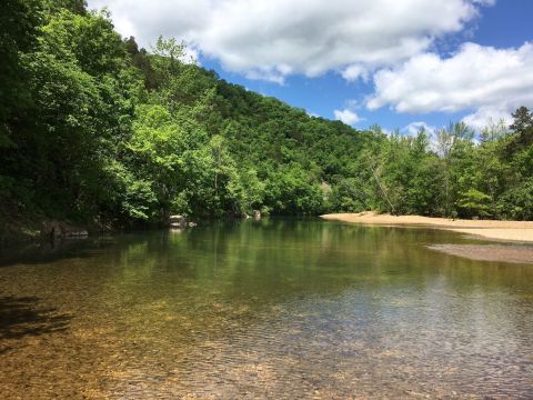 Missouri's Most Refreshing Hike Will Lead You Straight To A Beautiful Swimming Hole