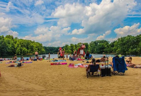 10 Pristine Hidden Beaches Throughout Ohio You've Got To Visit This Summer