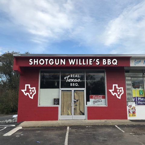 Get A Taste Of Real Texas Barbecue Without Leaving Town At Shotgun Willie's BBQ In Nashville