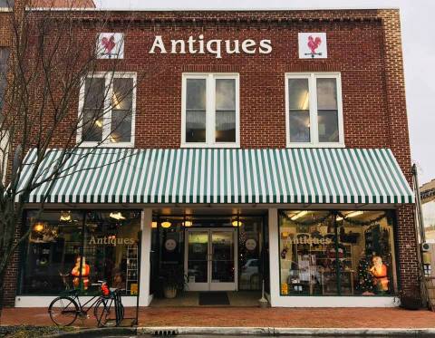 Greeneville Antique Market Right On The Town Square Is The Cutest Antique Shop In Tennessee