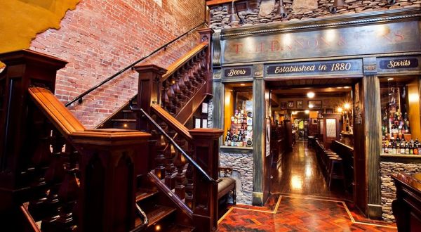Learn The Haunted History Behind North Carolina’s Beloved Rí Rá Irish Pub