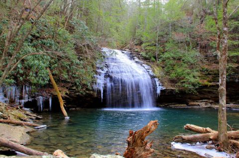 This Easy 1.5-Mile Trail Leads To Stinging Fork Falls, One Of Tennessee's Most Underrated Waterfalls