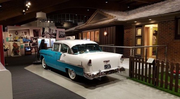 Travel Back In Time To A Different Era When You Visit The 1950s All Electric House In Kansas