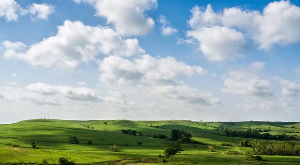 These 15 Photos Show There’s No Place As Scenic As The Flint Hills In Kansas