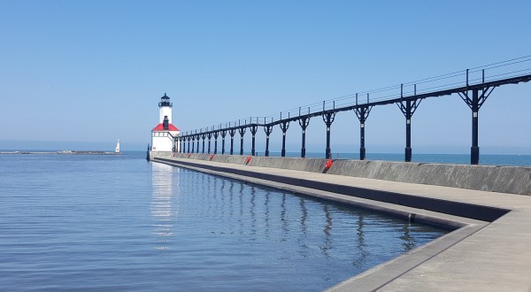 The Most-Photographed Lighthouse In The Country Is Right Here On The Indiana Lake Coast