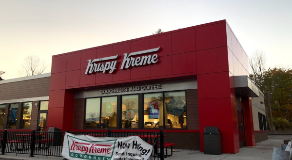 If You’re A Maine Graduate Krispy Kreme Will Give You 12 Free Donuts