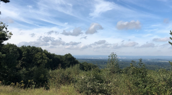 Hike To A Spectacular Vista On The Lookout Mountain Loop In Connecticut