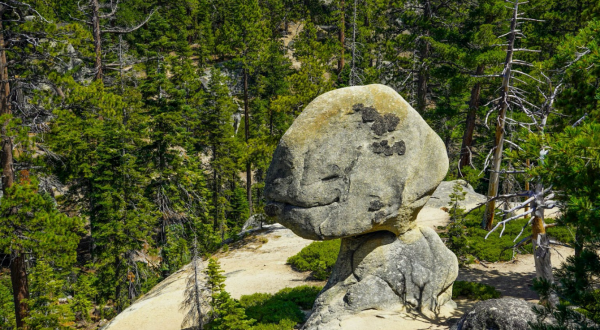 Follow This Sweet Little Half-Mile Trail In Northern California To Balancing Rock, A Weird Geologic Wonder