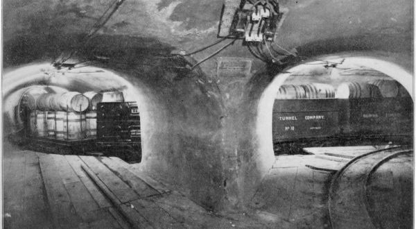 6 Hidden Tunnels You Never Knew Were Beneath This Popular Illinois City