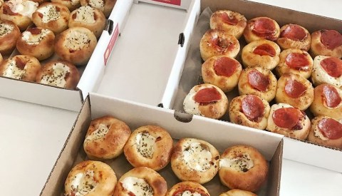 The Family-Owned Business In New York That Will Deliver Pizza Cupcakes Right To Your Door