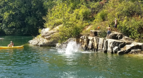 This Quarry Swimming Hole In Maryland Is Ideal For A Day Of Fun In The Sun