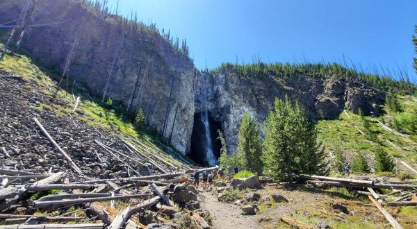 Hiking At Fairy Falls In Wyoming Is Like Entering A Fairytale