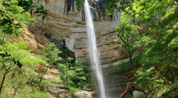 Spend The Day Exploring Arkansas’ Tallest Falls On This Wonderful Waterfall Road Trip