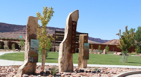 When You Visit Moab, Utah, Make Lions Park And Its Iconic Bridge Your First Stop