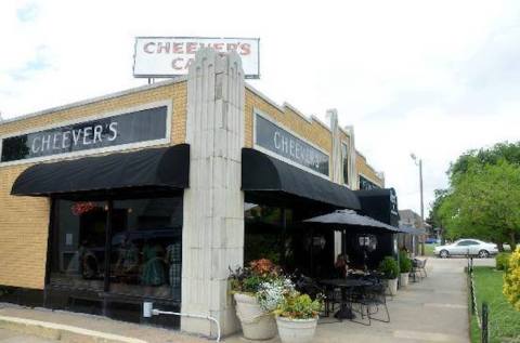 After Trying the Roasted Pecan Ice Cream Ball At Cheever's Cafe In Oklahoma, You'll Fall In Love