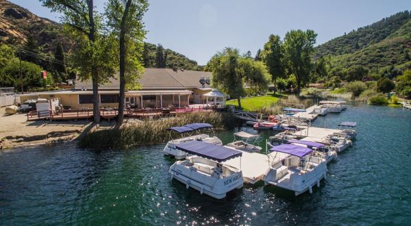 There’s No Better Place To Make Summer Memories Than The Lodge At Blue Lakes In Northern California