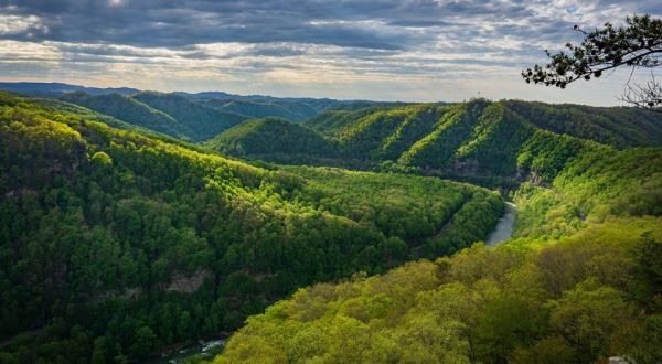 An Underrated And Often Overlooked Park In Kentucky, Pay A Visit To Breaks Interstate Park